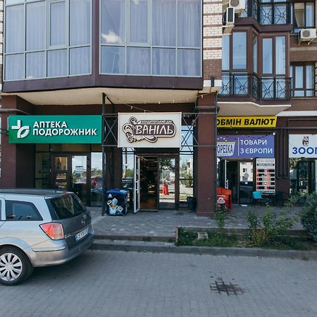 Atlant Luxury Big Family Five Apart On Golovna Поряд З Тц Депот Wi Fi 24 На 7 Csernyivci Kültér fotó