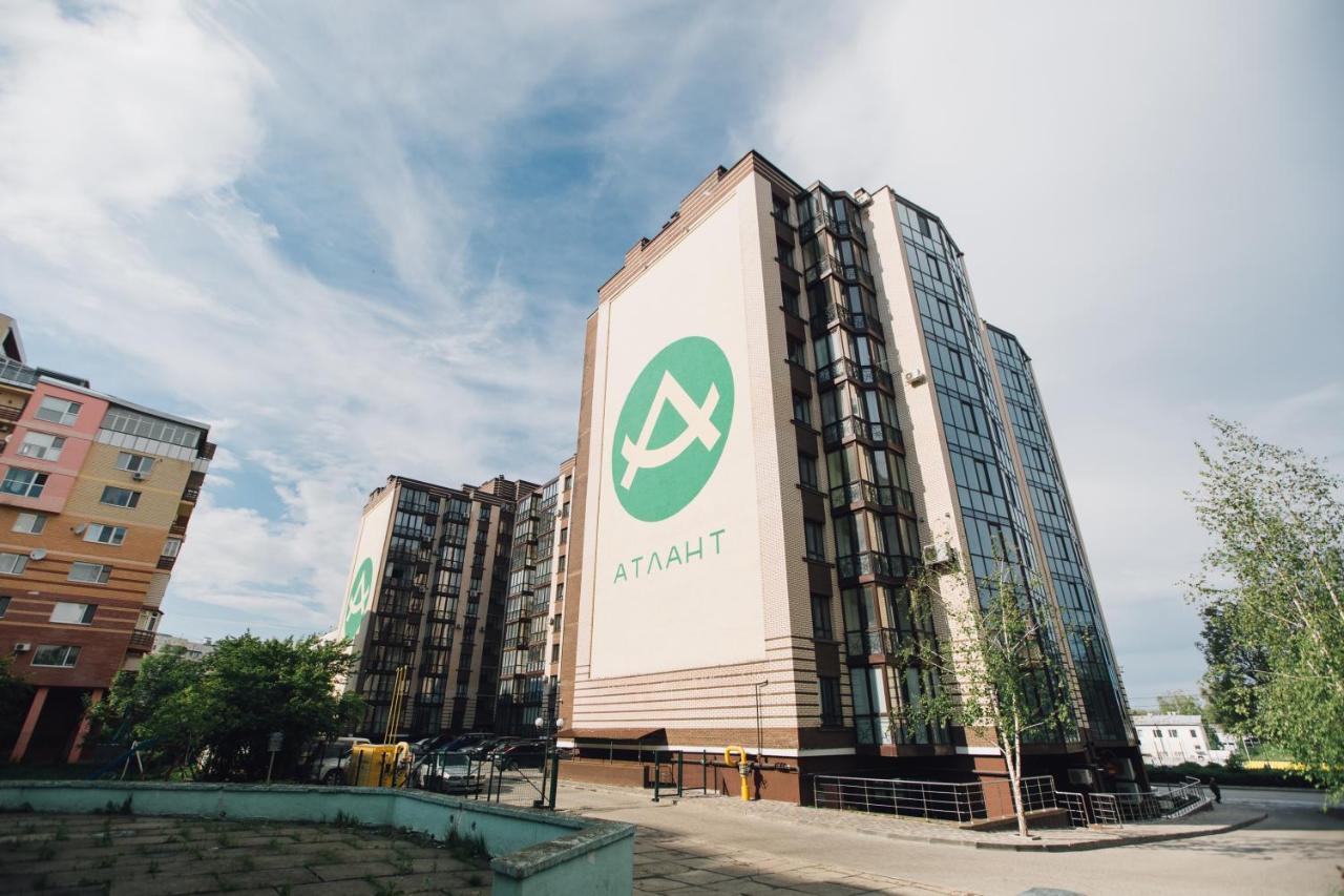 Atlant Luxury Big Family Five Apart On Golovna Поряд З Тц Депот Wi Fi 24 На 7 Csernyivci Kültér fotó