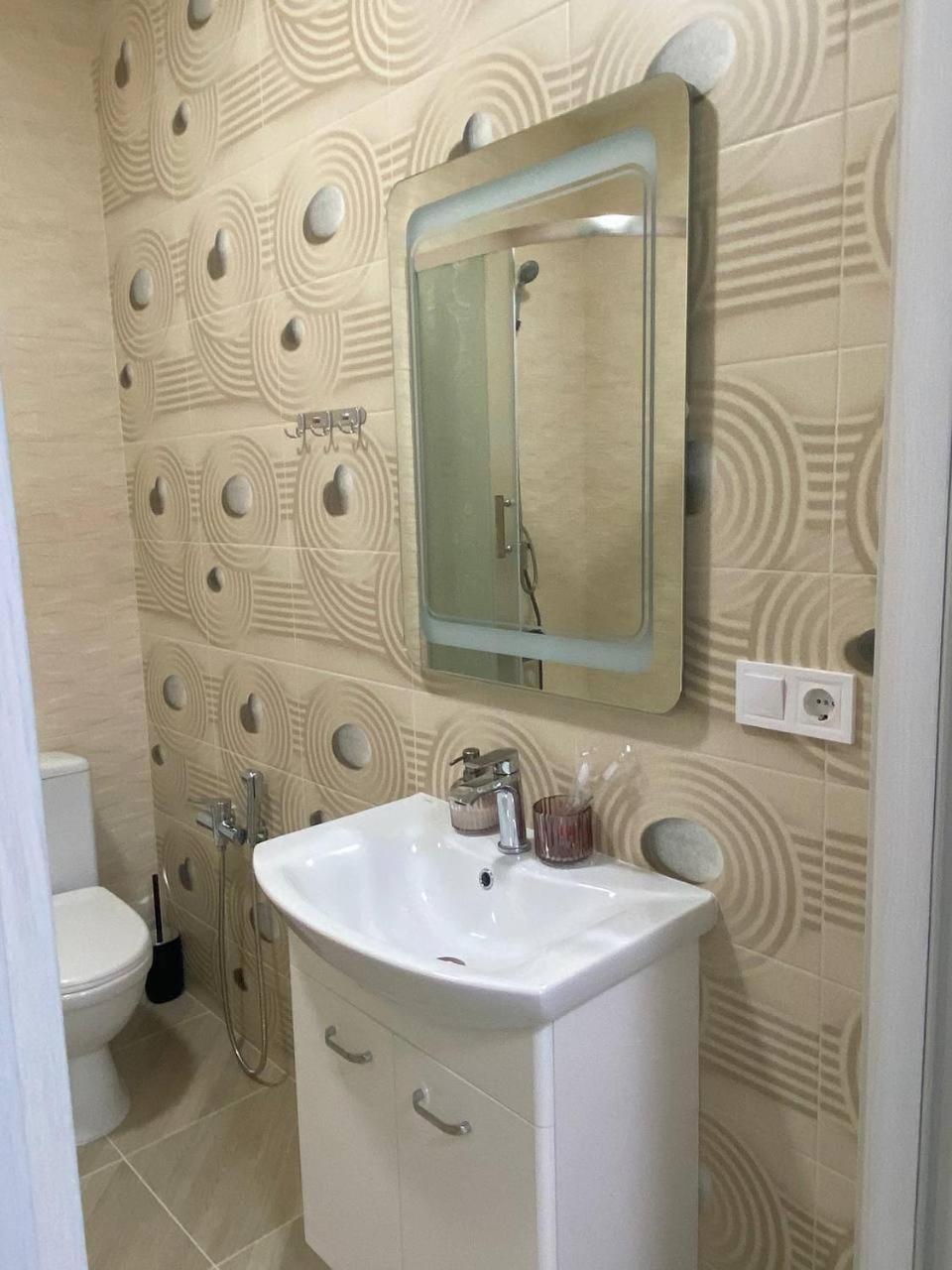 Atlant Luxury Big Family Five Apart On Golovna Поряд З Тц Депот Wi Fi 24 На 7 Csernyivci Kültér fotó
